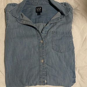 Gap chambray top